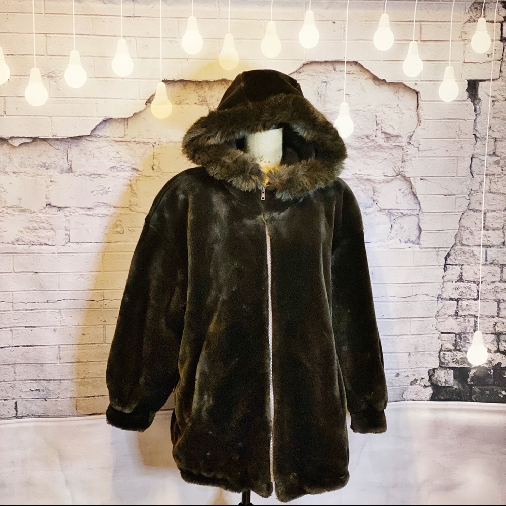 Gallery Faux Fur Oversized Coat NWOT